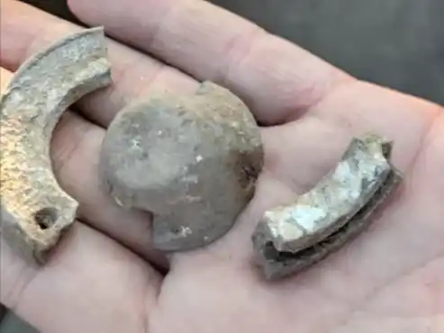 Encontraron un proyectil de la Primera Guerra Mundial en un jardín de Granadero Baigorria