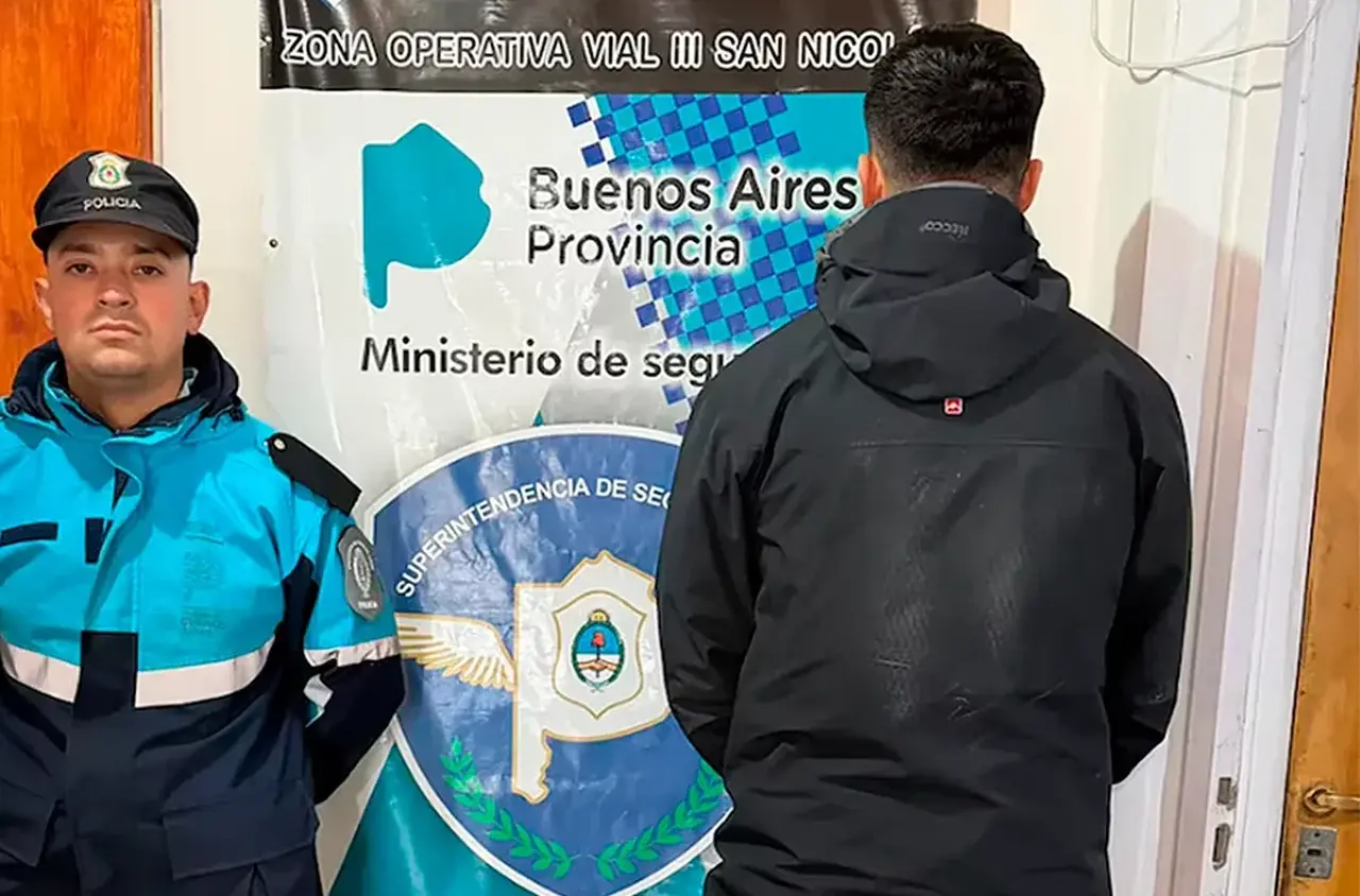 El conductor del rodado quedó detenido.