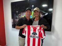 Troglio fue presentado como nuevo entrenador de Instituto