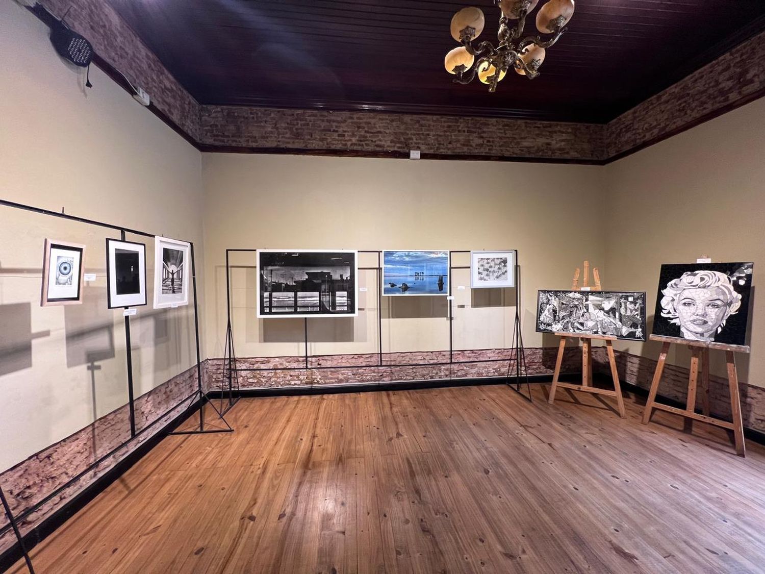 Inauguraron la muestra del Museo Internacional de Arte y la Sala de Artistas de Venado Tuerto