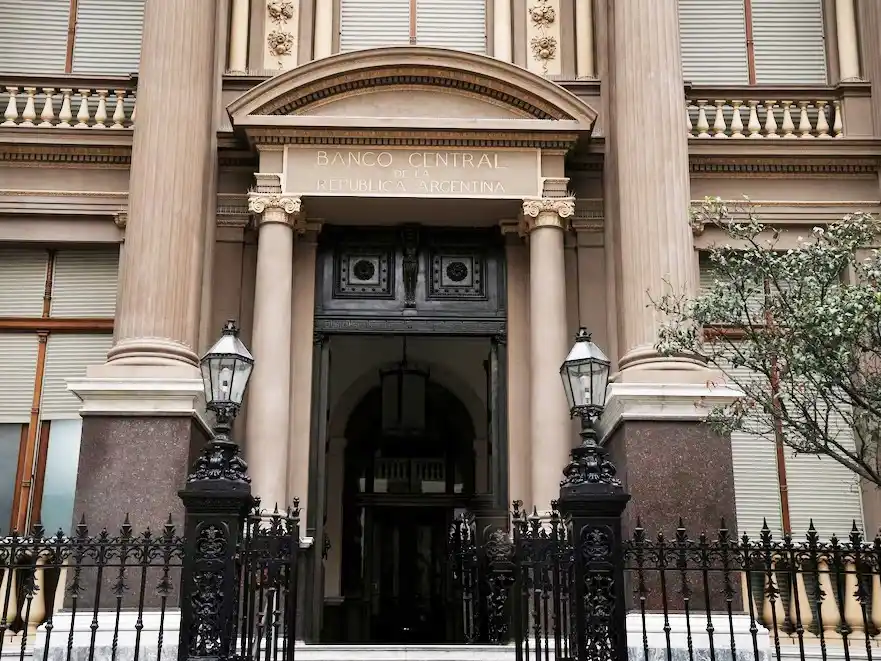 El BCRA ya compró más de USD 800 millones en enero y las reservas superaron los USD 45.000 millones