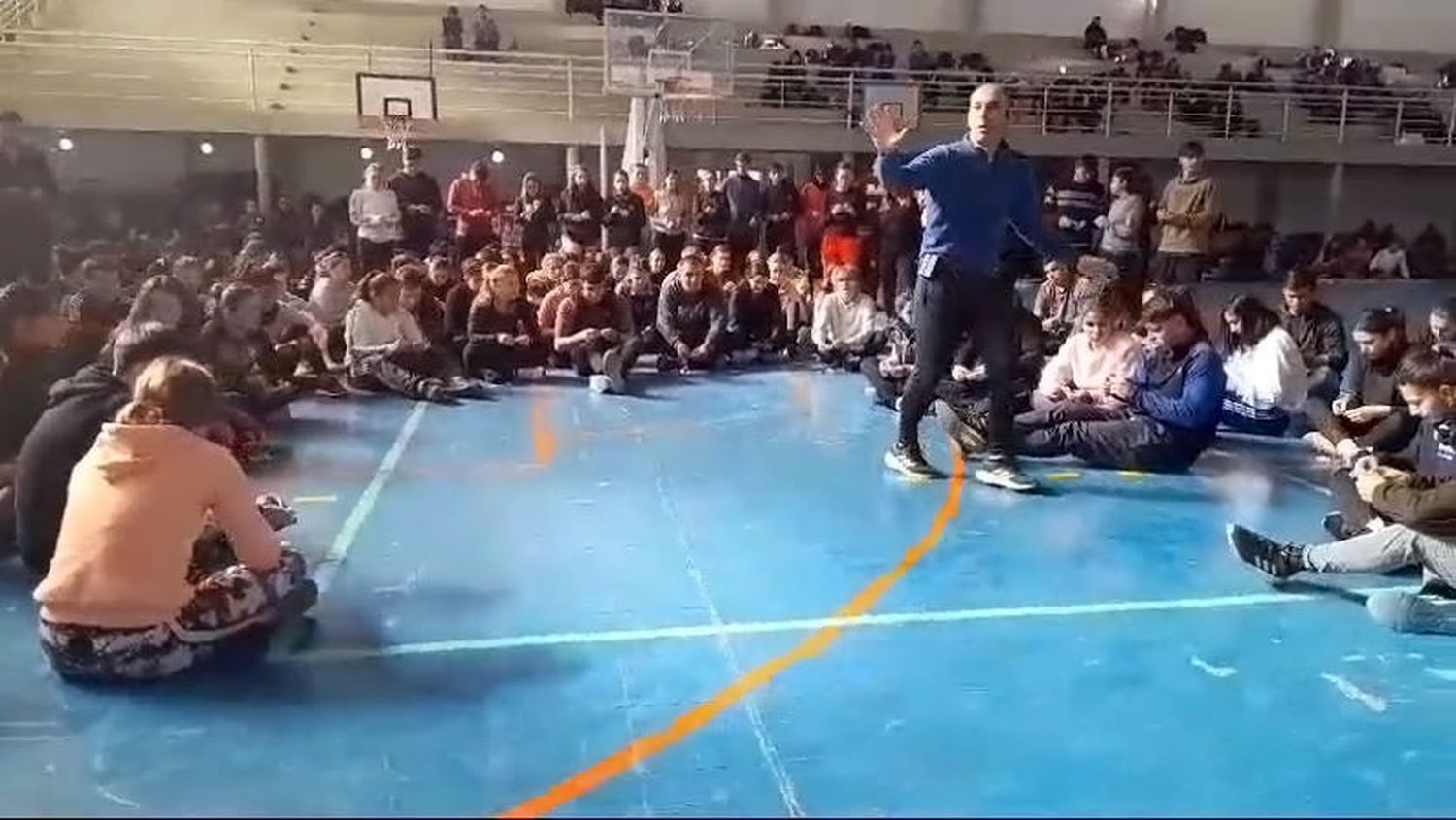 Se desarrolló curso sobre juegos en el Centro de Educación Física