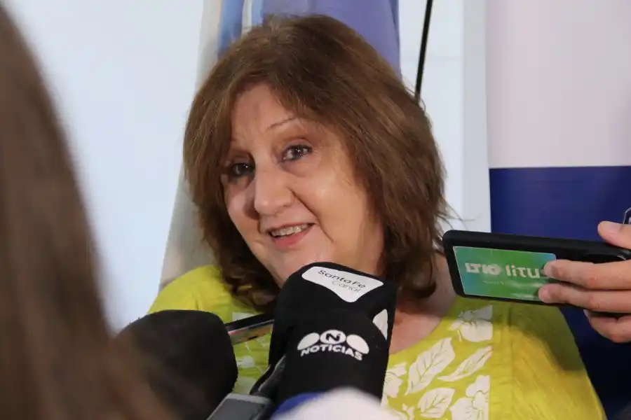 Renunció la Ministra de Educación Adriana Cantero