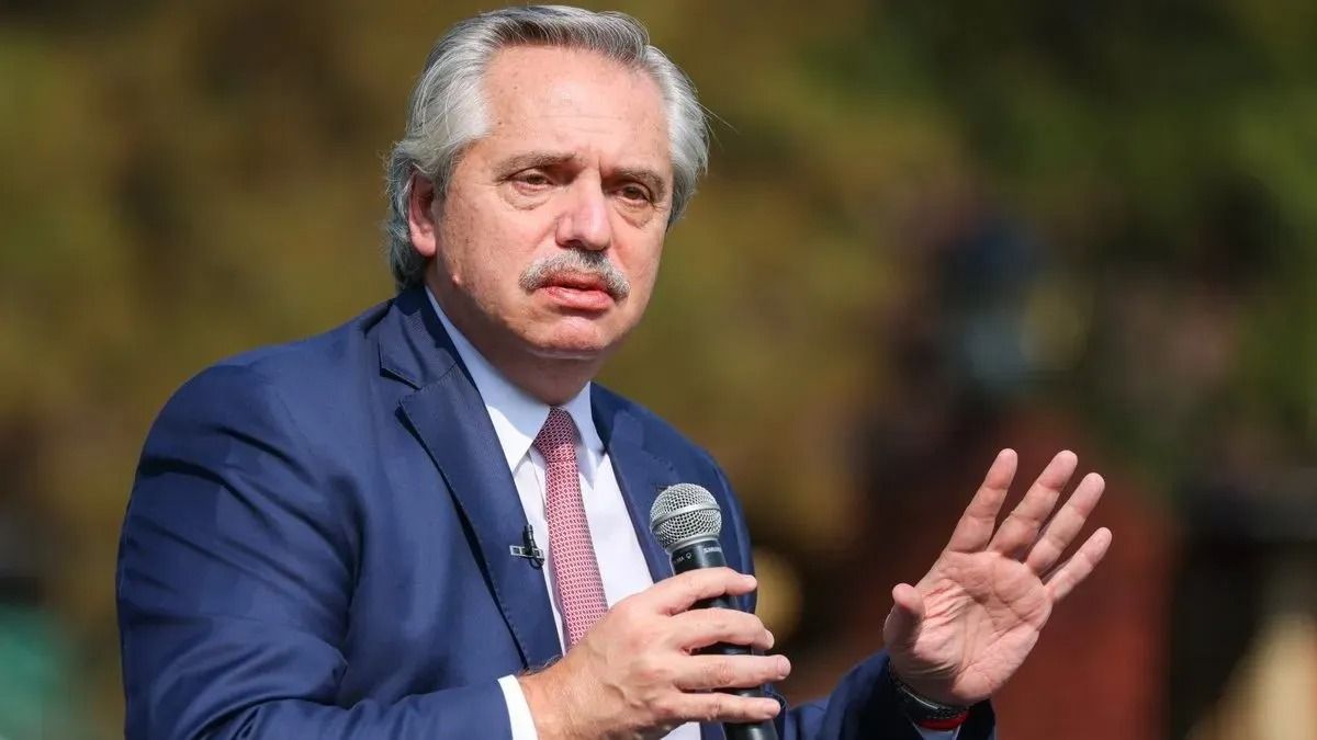 Alberto Fernández encabeza la inauguración del Centro Regional de Universidad de Ituzaingó