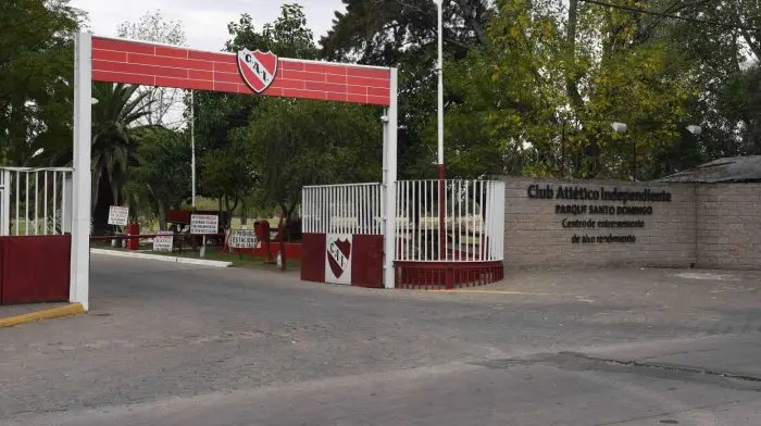 El drama en Independiente y la promoción de un mundo precario para los jóvenes futbolistas