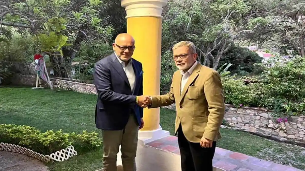 ¡CON LAS AGALLAS A MILLÓN! Lo que exige Maduro para regresar al diálogo en México