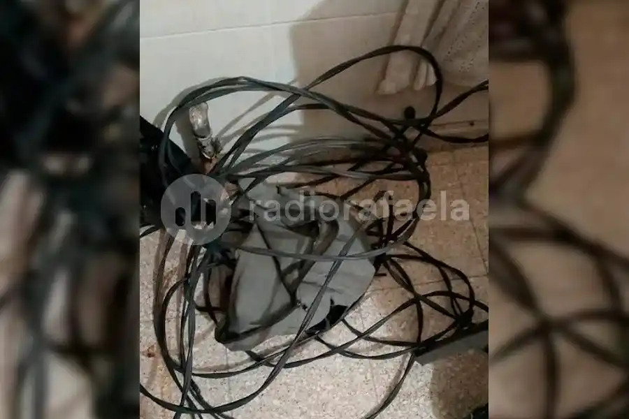 Lo atraparon con 15 metros de cables robados: terminó detenido