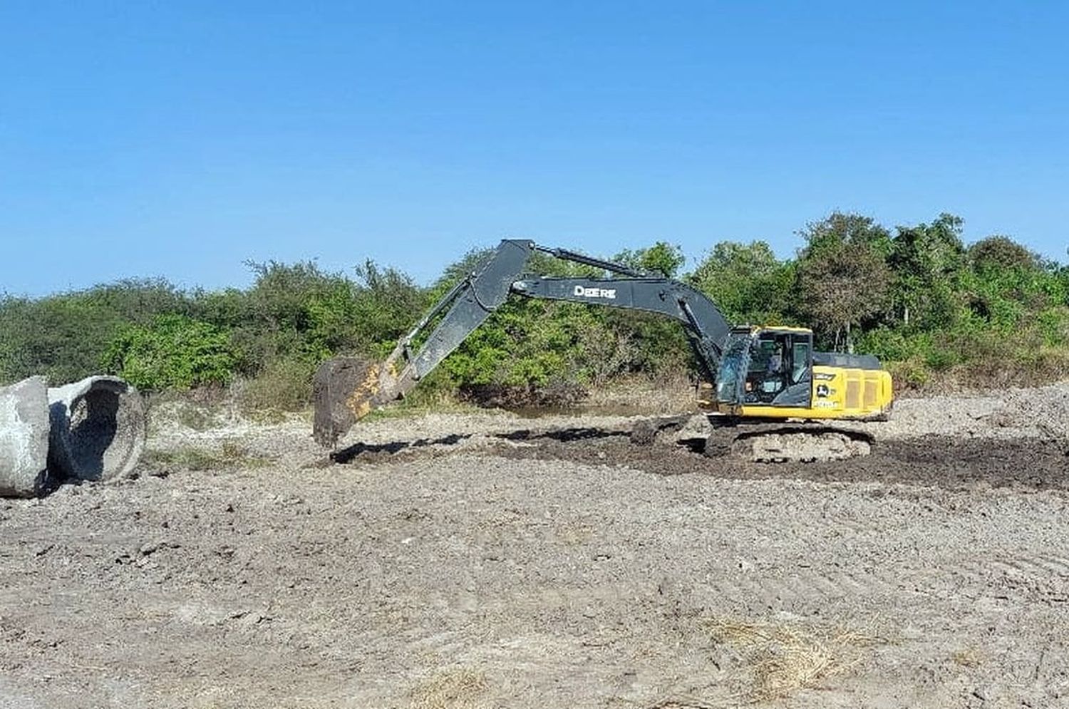 Reactivan la obra de acceso a la laguna El Cristal