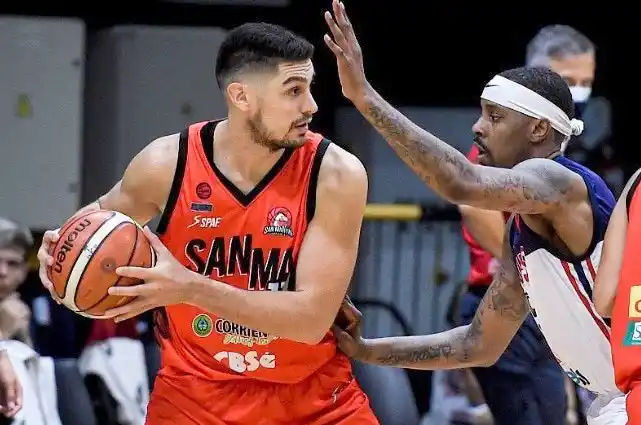 Emiliano Basabe afronta la primera semifinal con San Martín