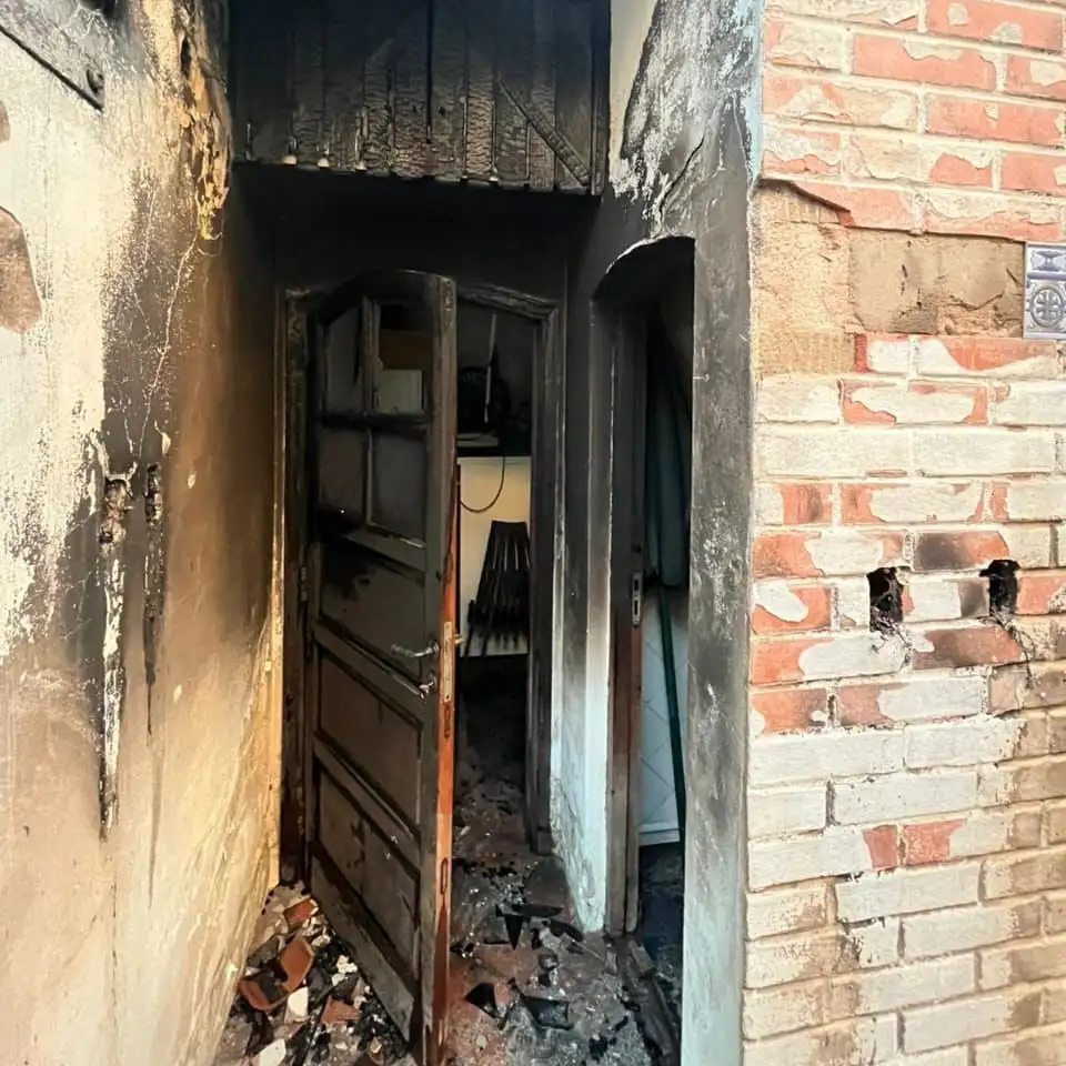 Incendio quincho 2 paraguay 1400