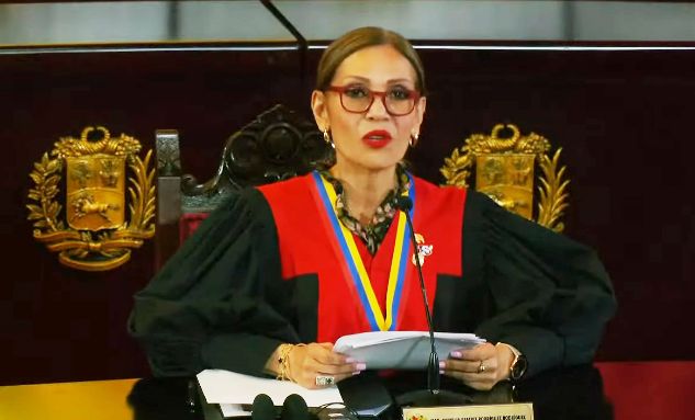 Tribunal Supremo de Venezuela convalida los resultados de las elecciones que daban el triunfo a Maduro