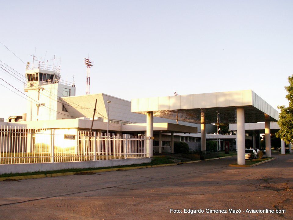El aeropuerto de Santa Fe cerrará por tres meses desde junio
