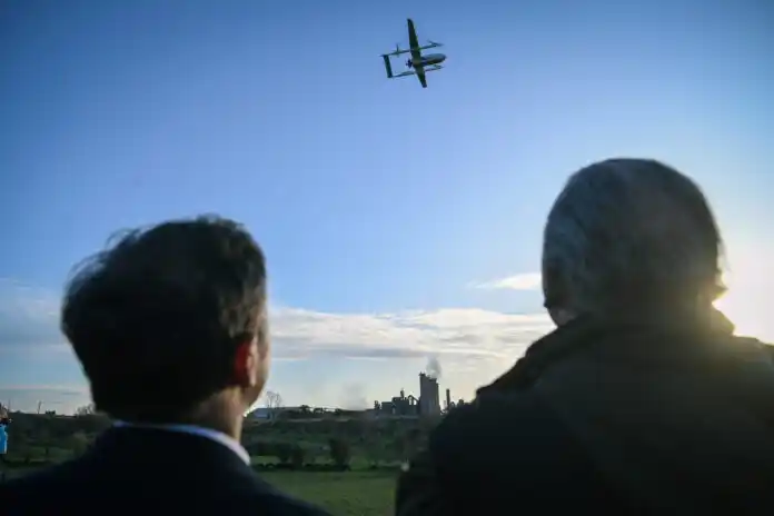 Kicillof presentó los drones para patrullar zonas rurales de la provincia en Olavarría