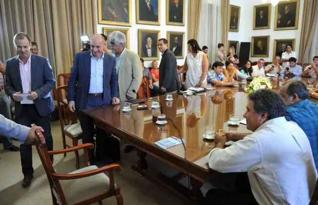 Bordet articuló con municipios un trabajo preventivo para evitar la propagación del dengue