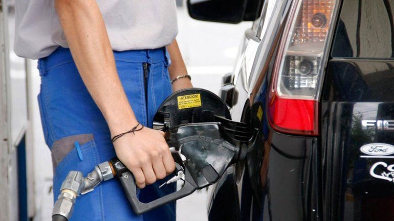 Informan que se vienen nuevos aumentos en los combustibles