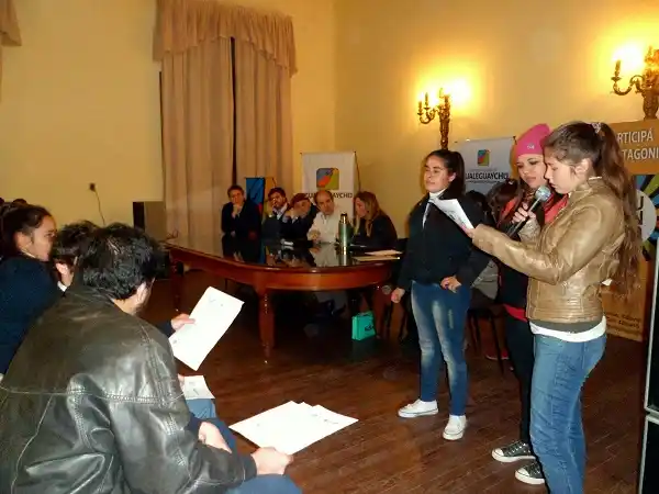 Estudiantes presentaron más de 20 proyectos comunitarios y solidarios