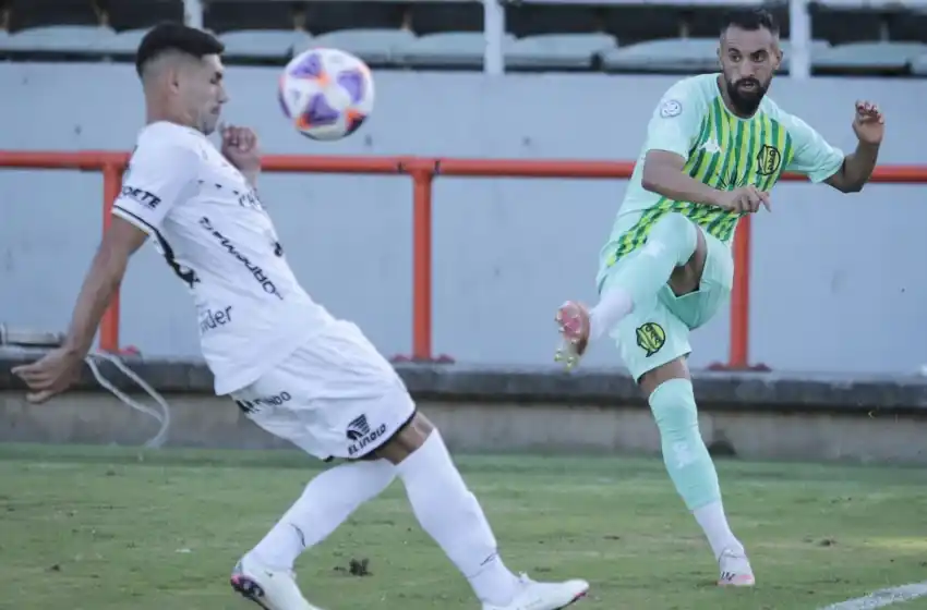 Aldosivi busca sacar provecho del mal momento de Chaco For Ever