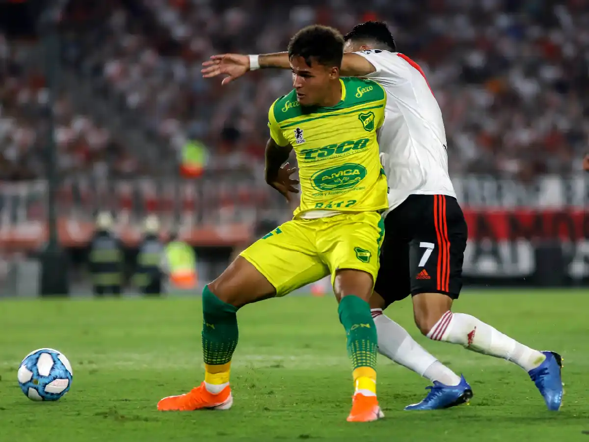 River salvó un empate