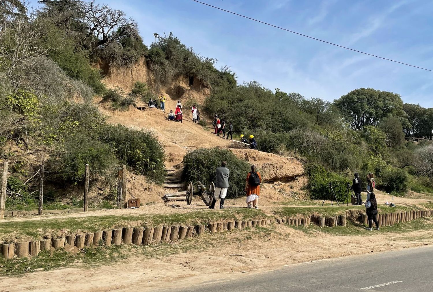 Desde La Redacción a las barrancas desde las que se divisa el Paraná se puede caminar. Foto: laguiaclub.com