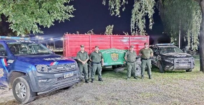 Los Pumas secuestraron 150 kilos de carne en mal estado y recuperaron un acoplado robado - 1