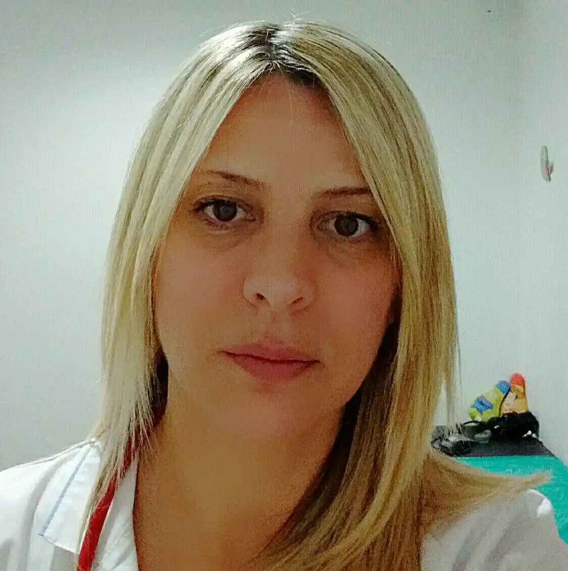 Es médica y se desempeña en el Pami desde que regresó de Río Gallegos, donde fue funcionaria.