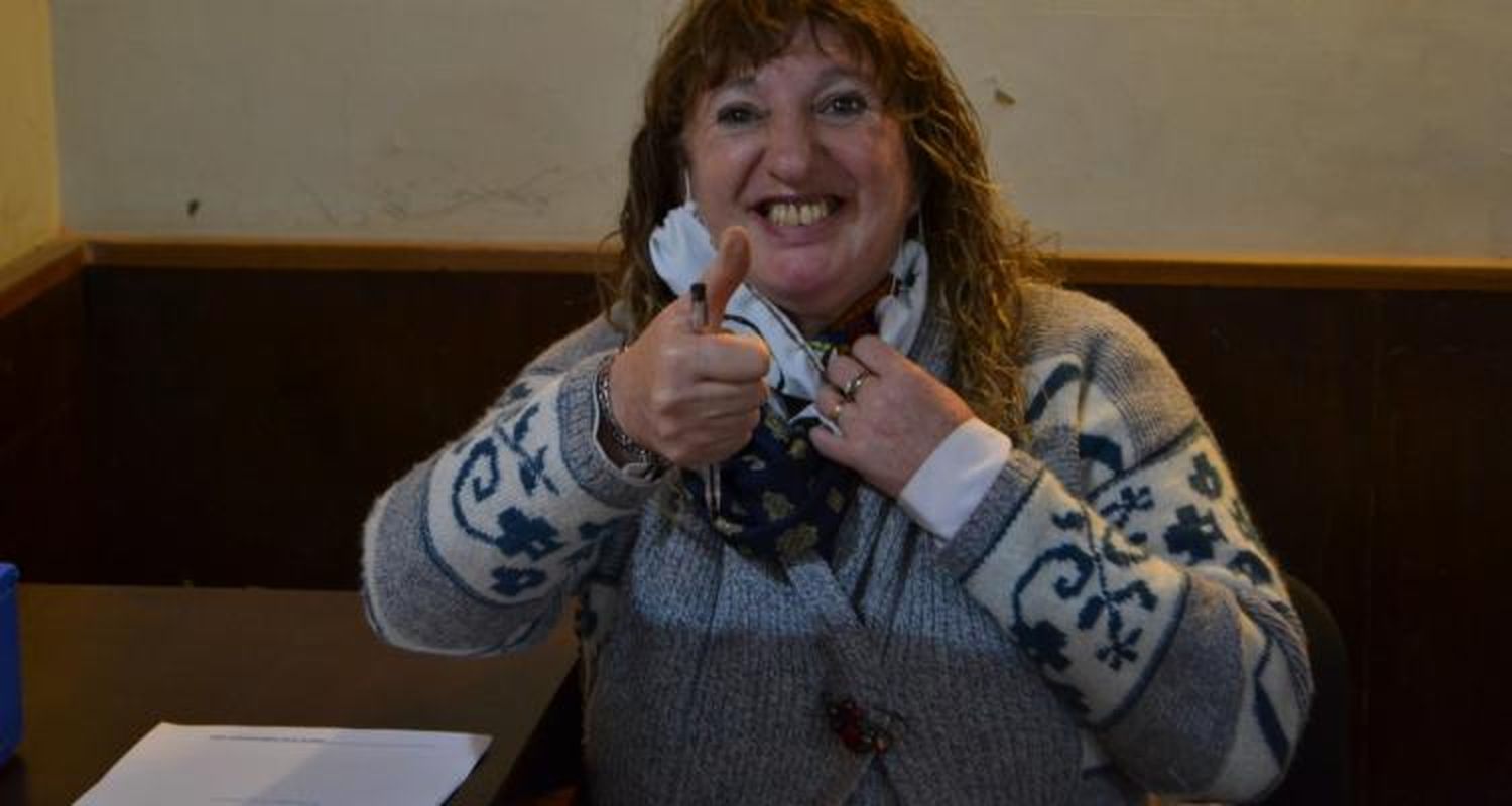 Emotiva despedida a Adriana Brokman, que se jubila tras más de 32 años en el Concejo Deliberante