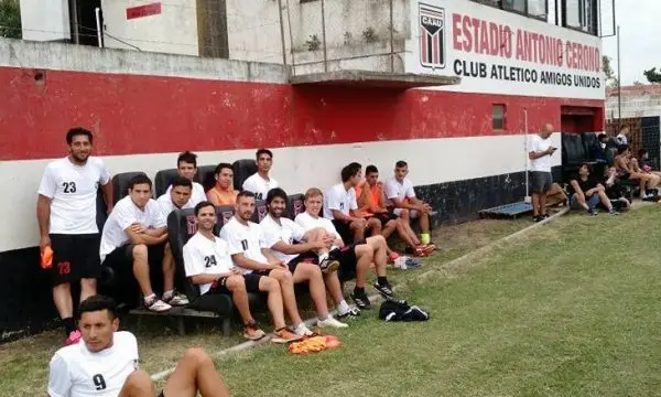 Juventud Unida de Otamendi también se arma