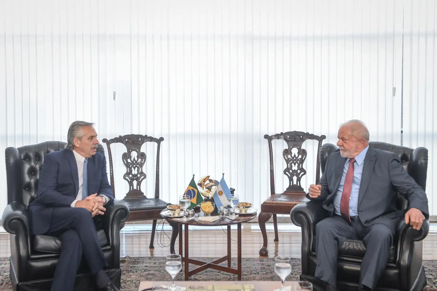 Alberto Fernández se reunió con Lula y abogó por "institucionalizar" el vínculo con Brasil