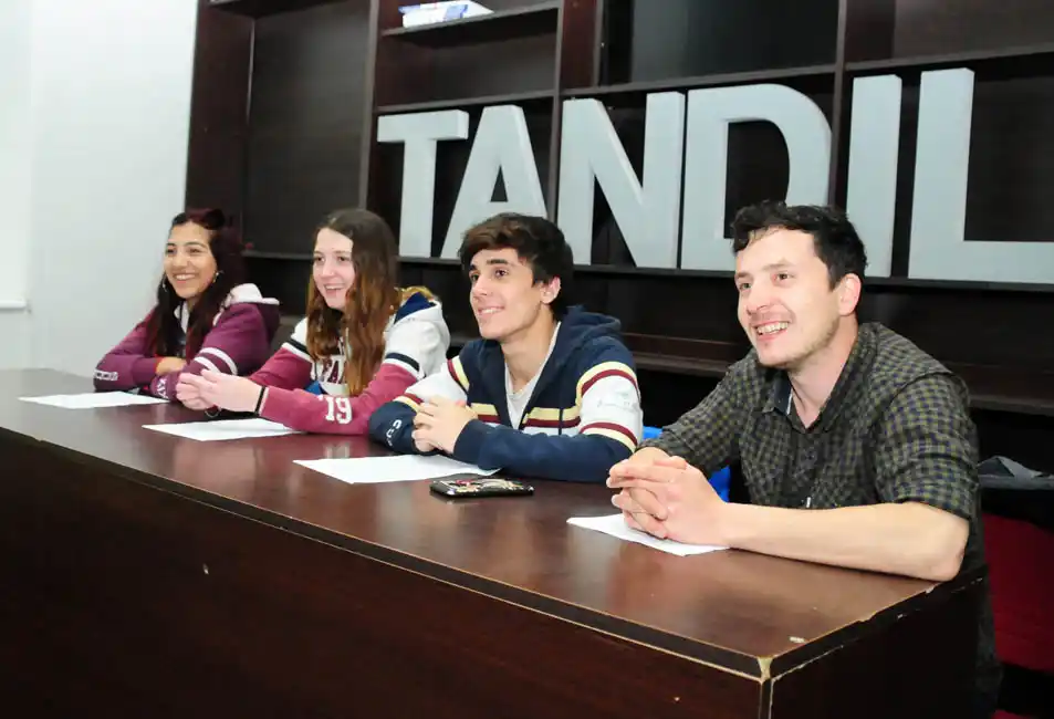 La Farándula llega con más cambios y tendrá un jurado abierto que evaluará los mensajes 