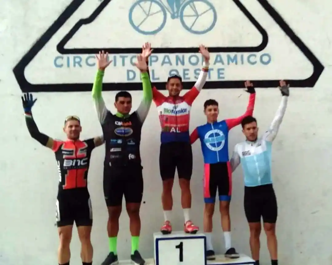 Cristian Monzón sonrió en el Panorámico del Oeste: “Nada más lindo que ganar de local”