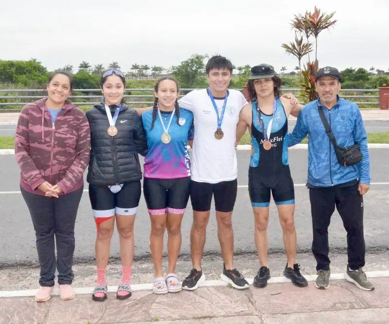 Triatlón, acuatlón y canotaje
definieron a sus clasificados