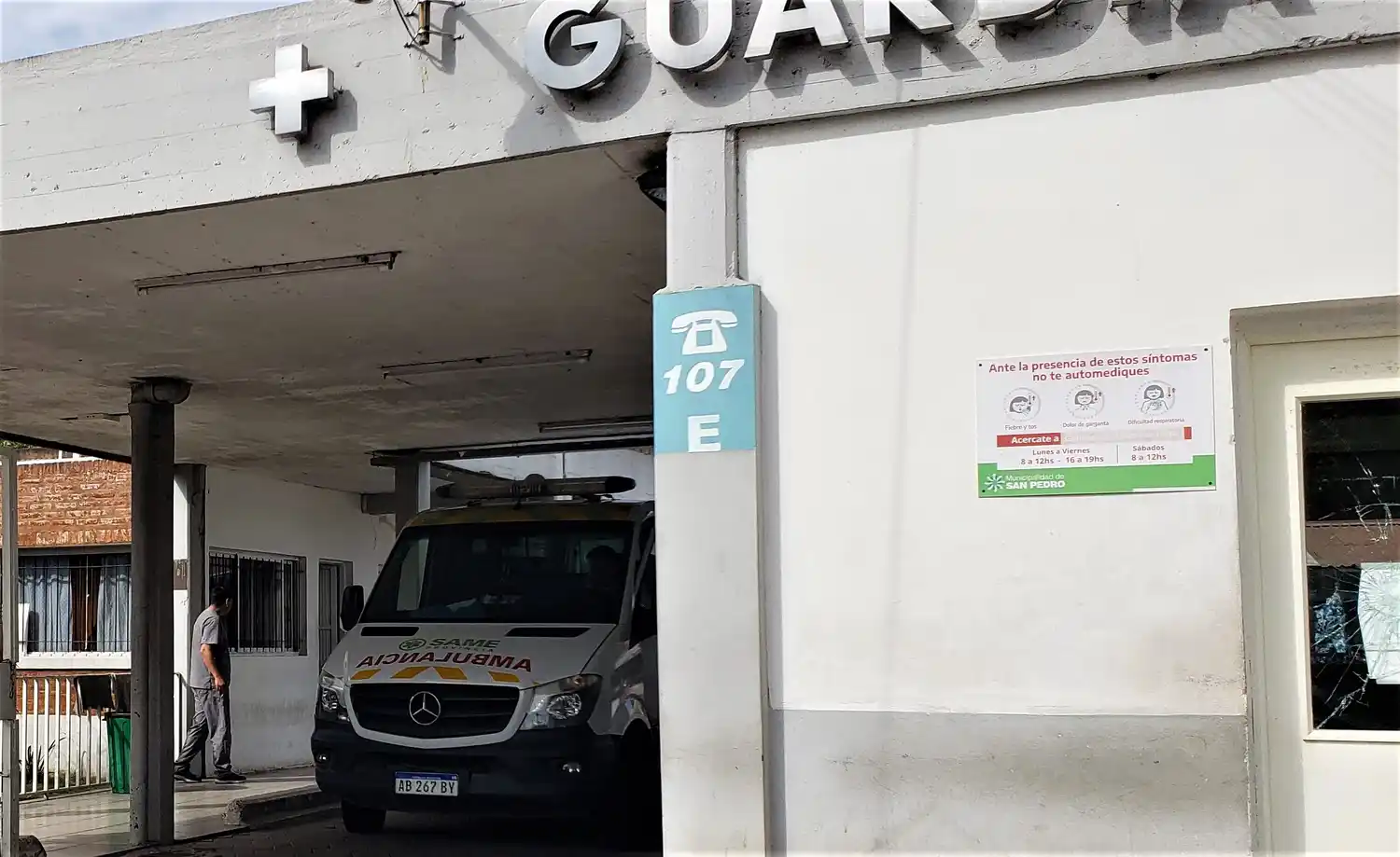 Dieron el alta a uno de los heridos a la salida de un bar y el apuñalado pasó a sala común