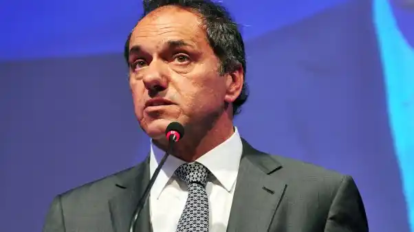 Cambios en el Gabinete de Scioli: Asumen Ferré en Secretaría General y Aparicio en Desarrollo Social