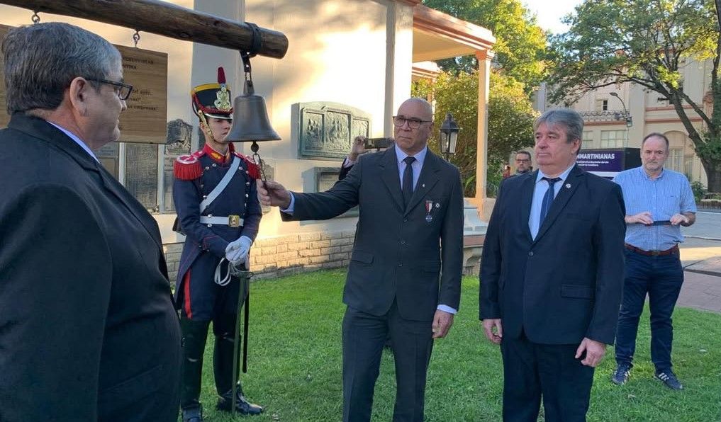 Domingo Novaro, exmiembro del Regimiento de Granaderos, durante el acto a los Veteranos de Guerra de Malvinas.