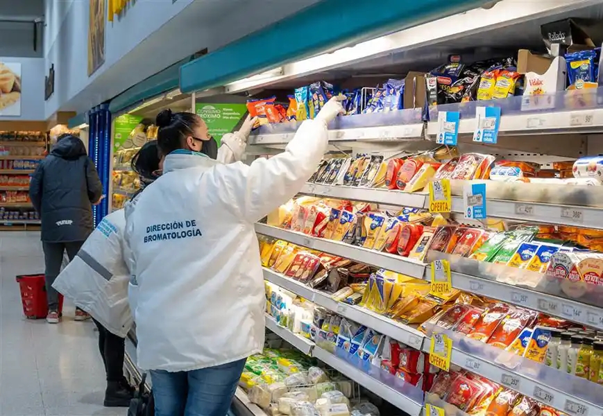 Bromatología refuerza controles y hacen inspecciones en comercios