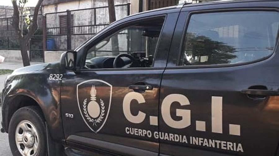 Intentó robar armado en Rafaela y escapó tras un forcejeo: secuestraron dinero y un arma