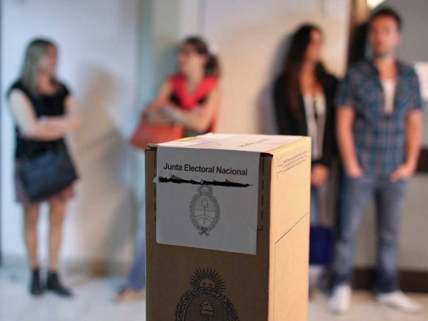 Fortalecer la democracia con el voto y la solidaridad