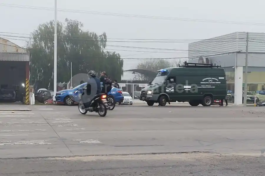 Grave accidente entre una camioneta y una moto: un hombre de 33 años fue trasladado al Hospital de Rafaela