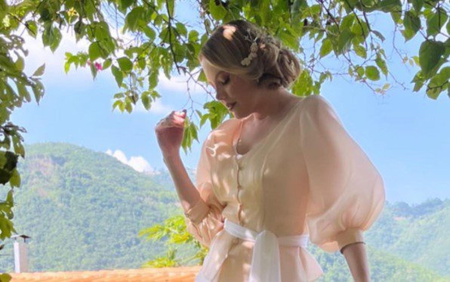 Así fue la boda civil de Alexandra Braun y Adrián Delgado