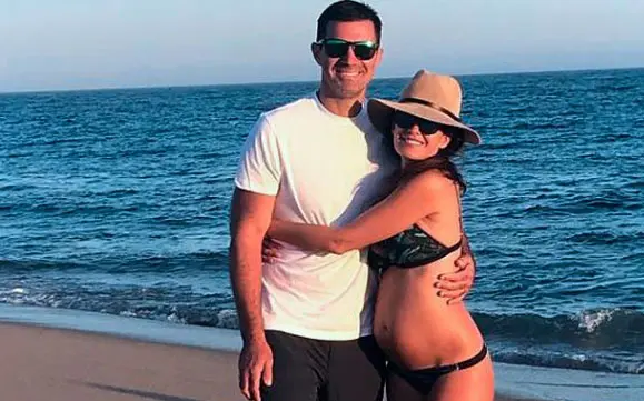 Isabel Macedo: embarazo y antojos en la playa