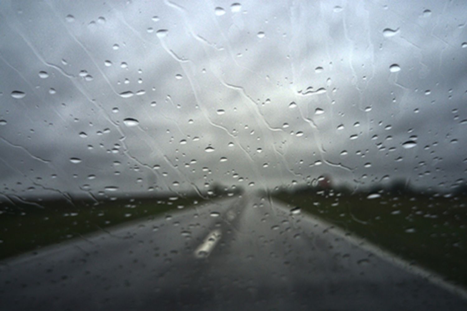 El SMN renovó la alerta por tormentas y ráfagas en Entre Ríos: vientos de hasta 90 km/h y lluvias intensas