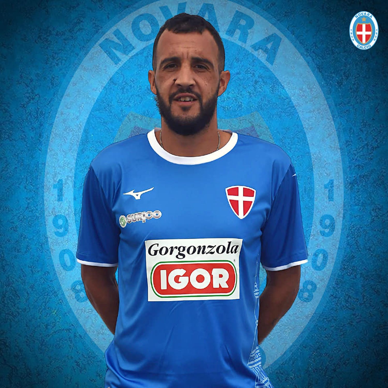 Novara y "Puchi" González pasaron la primera ronda