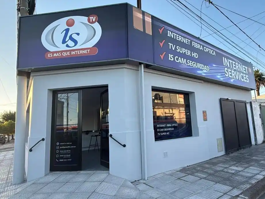 Internet Services consolida su crecimiento en Gualeguay y apuesta a la capacitación tecnológica