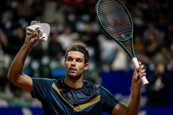 Dìaz Acosta y Etcheverry a cuartos en el Argentina Open