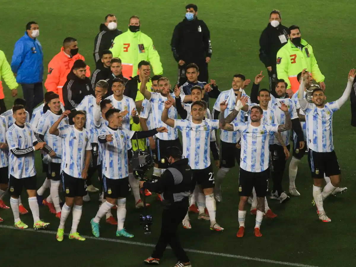 La triple fecha de octubre tendrá a Paraguay, Perú y Uruguay