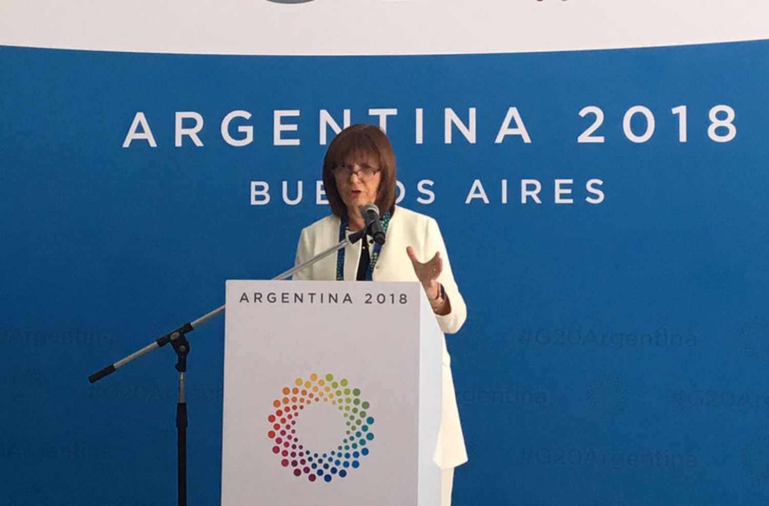 Bullrich: "Es paradójico jugar la final de la Libertadores en España"