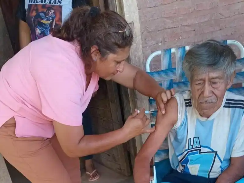 Amplios operativos de vacunación en Pozo del Tigre