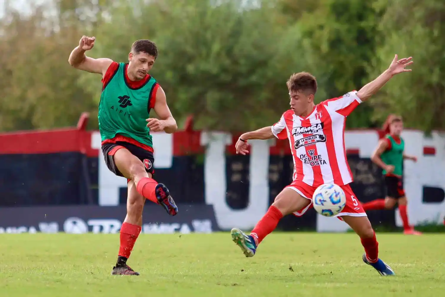 Boca en la mira: Newell's aprovechó el parate por fecha FIFA y disputó dos amistosos en Bella Vista