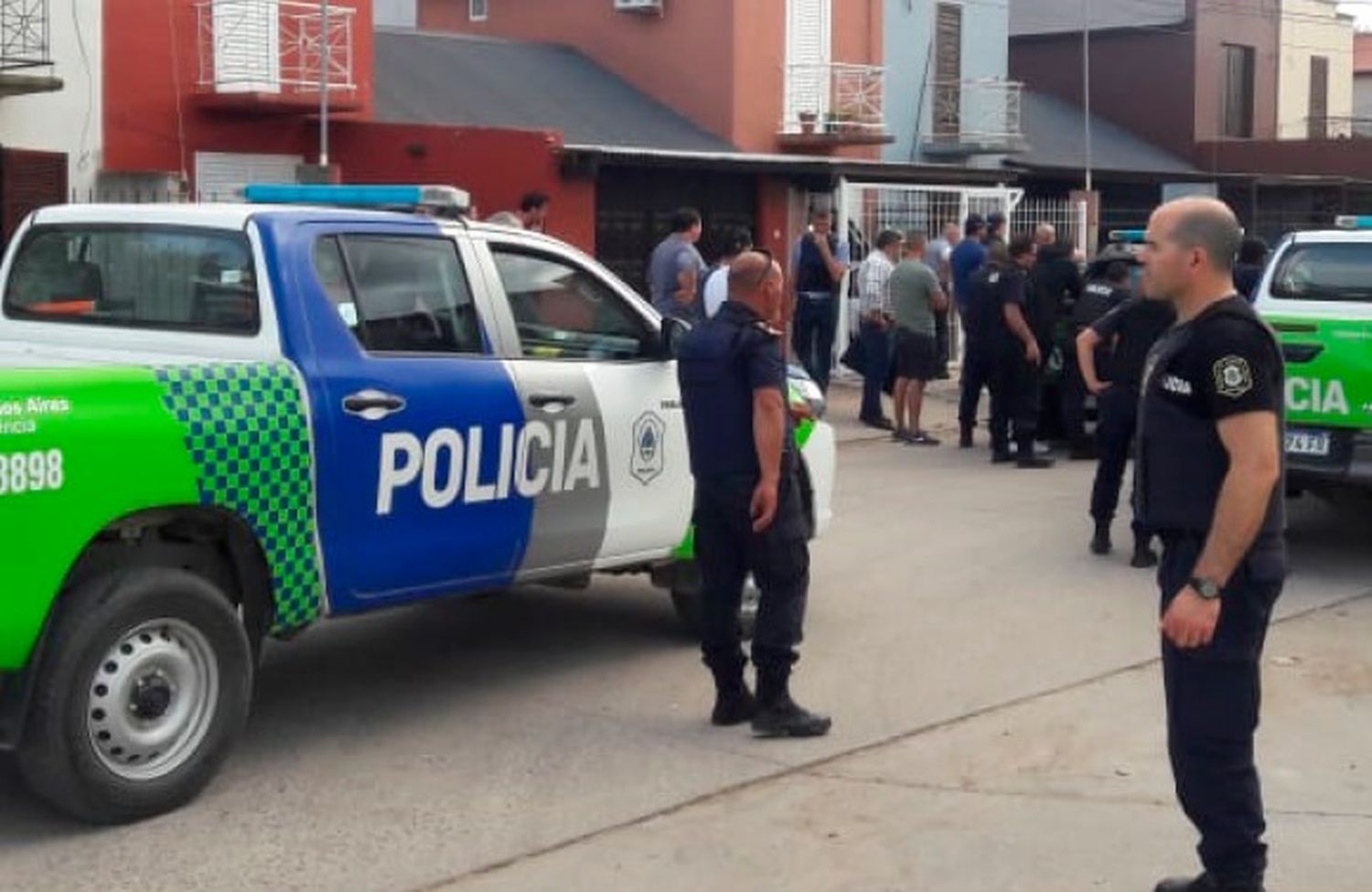 Un hombre ultimó a su pareja en Necochea y se atrincheró durante cerca de cuatro horas