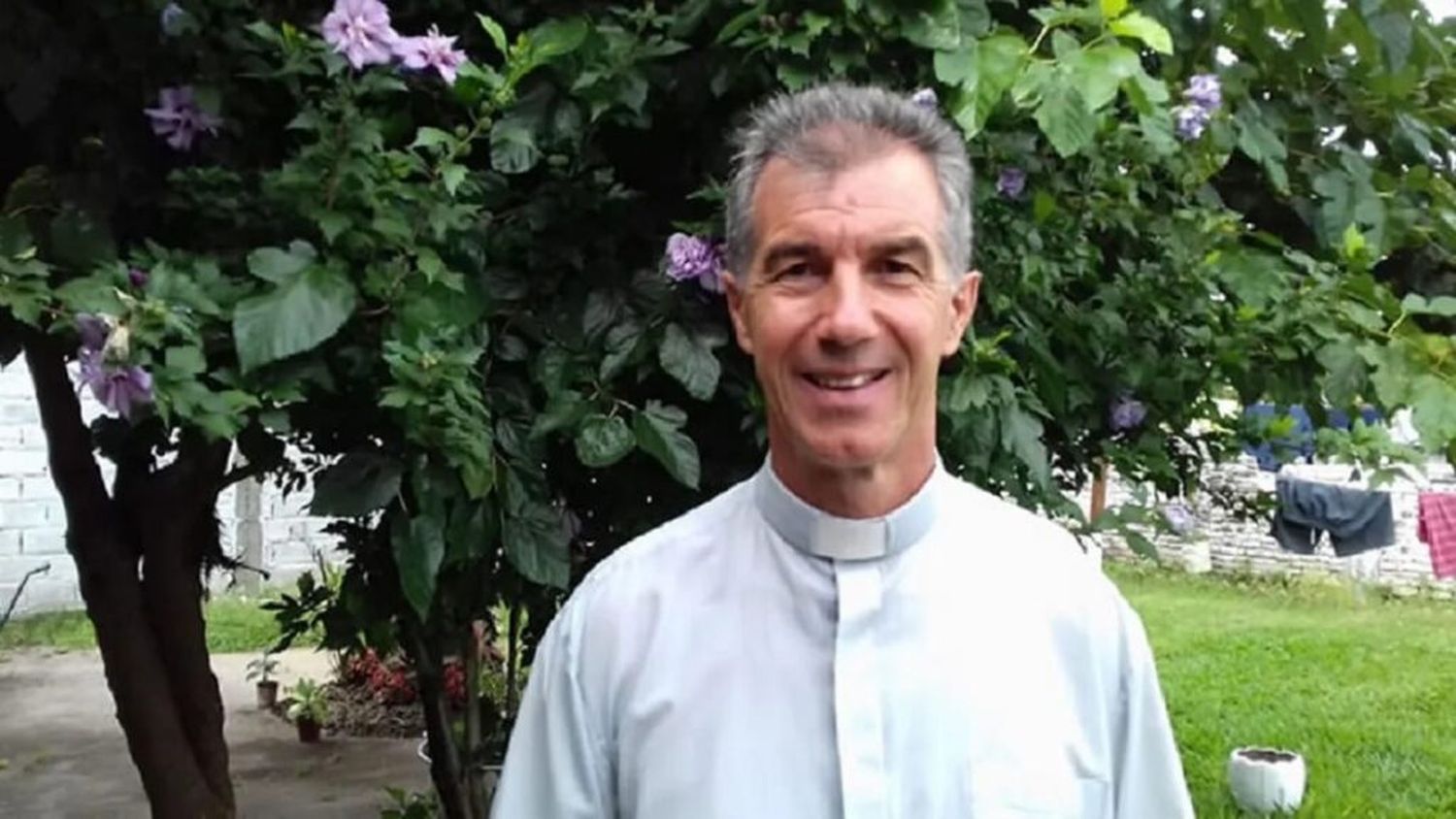 padre Daniel Petelín, párroco de la Gruta de Lourdes y referente de Cáritas en Concordia